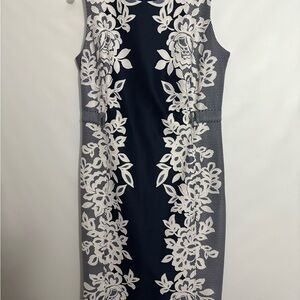 Sophisticated Blue and White Sleeveless Sheath Midi Dress